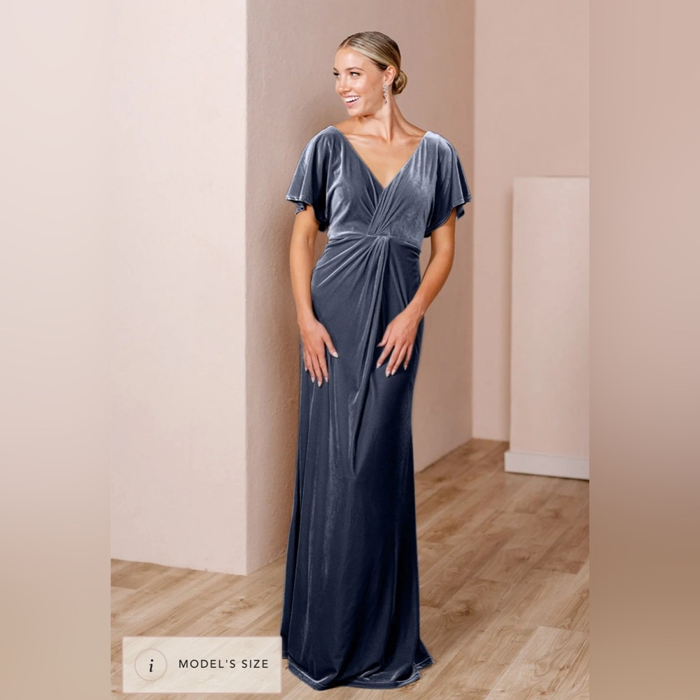 REVERLY Formal Gwen Velvet Maxi Dress Blue Womens Size 10 Bridesmaid Dress